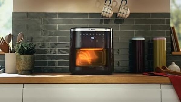 Découvrez notre avis détaillé sur la friteuse sans huile Bosch série 6 MAF671B0. Performances, capacité XXL et résultats : le meilleur air fryer du marché  ?