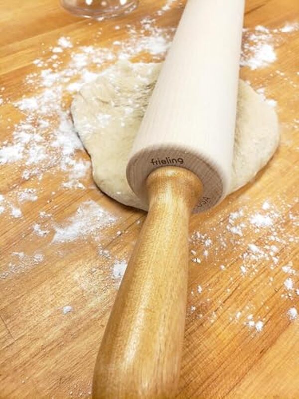 Découvrez notre test détaillé du rouleau à pâtisserie Frieling en érable robuste: qualité, durabilité et performance pour vos préparations pâtissières. 
