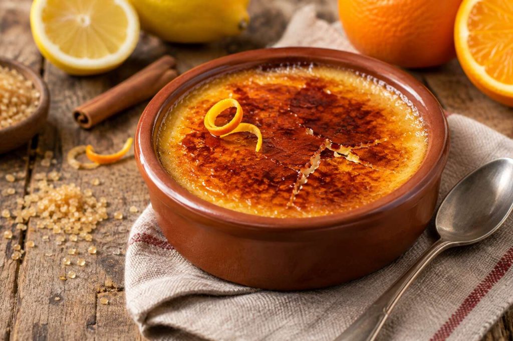 Recette de la crème catalane : un dessert fondant et parfumé