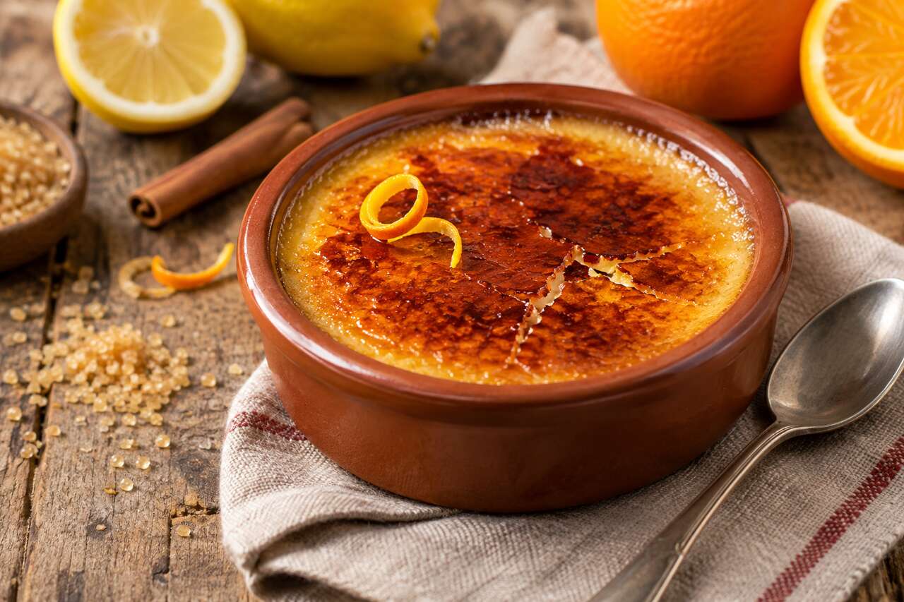 Recette de la crème catalane : un dessert fondant et parfumé